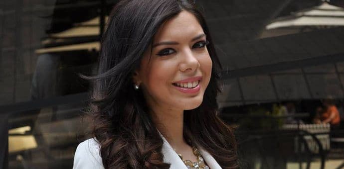 RAZOTKRIVANJE - Nina VUKČEVIĆ: Preko trnja do uspjeha RAZOTKRIVANJE - Nina VUKČEVIĆ: Preko trnja do uspjeha