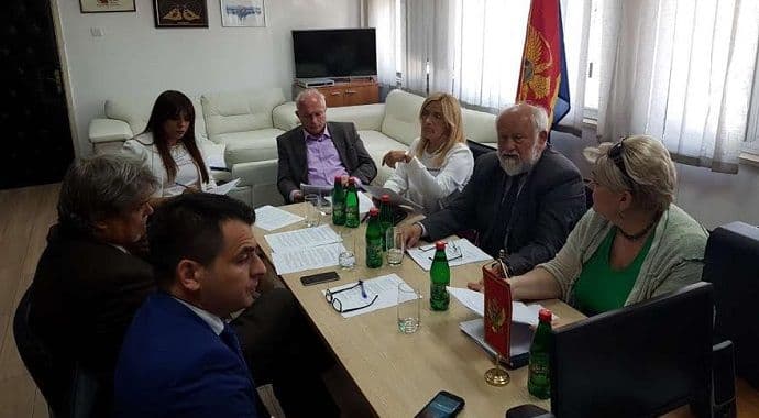 Izabrani dobitnici nagrada istaknutim iseljenicima i organizacijama iseljenika Izabrani dobitnici nagrada istaknutim iseljenicima i organizacijama iseljenika