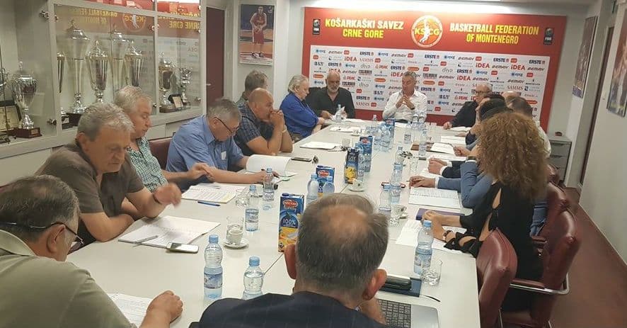 Od naredne sezone deset timova u Erste ligi Od naredne sezone deset timova u Erste ligi