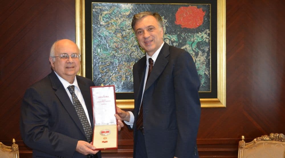 Snažan angažman i politika mira Snažan angažman i politika mira