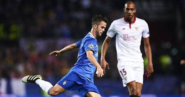 Italijanski prvak za 40 miliona eura otima vezistu Barsi ispred nosa Italijanski prvak za 40 miliona eura otima vezistu Barsi ispred nosa