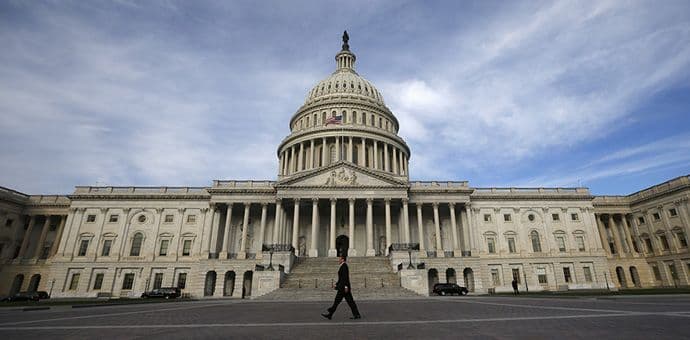 Senat odobrio nove sankcije Rusiji Senat odobrio nove sankcije Rusiji