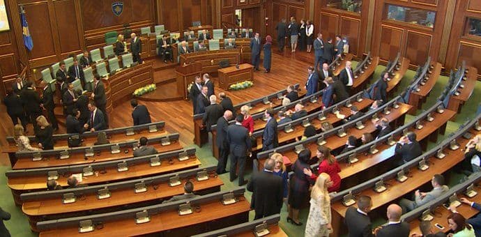 Prekinuta sjednica Skupštine Kosova Prekinuta sjednica Skupštine Kosova