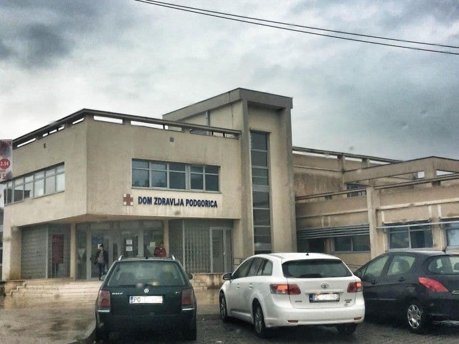 DOM ZDRAVLJA PODGORICA: Još danas vanredna vakcinacija djece DOM ZDRAVLJA PODGORICA: Još danas vanredna vakcinacija djece