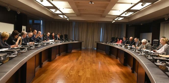 Marković sa direktorima uprava: Snažnije protiv sive ekonomije Marković sa direktorima uprava: Snažnije protiv sive ekonomije