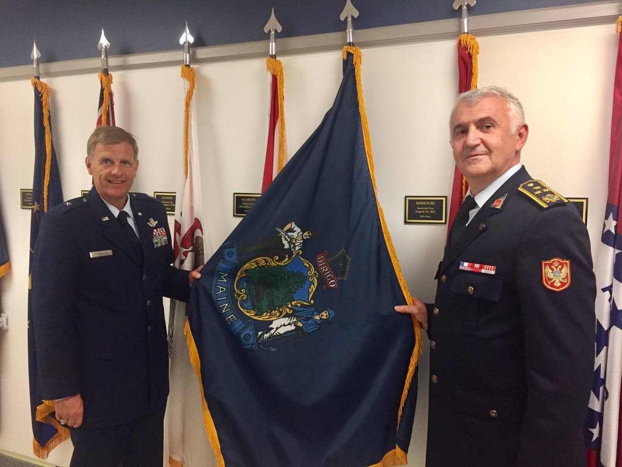 Pentagon: General Jokić sa zamjenikom komandanta Biroa Nacionalne garde, generalom Hokansonom Pentagon: General Jokić sa zamjenikom komandanta Biroa Nacionalne garde, generalom Hokansonom