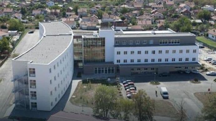 Bijeljina: Doktori zaboravili zavoj u stomaku porodilje Bijeljina: Doktori zaboravili zavoj u stomaku porodilje