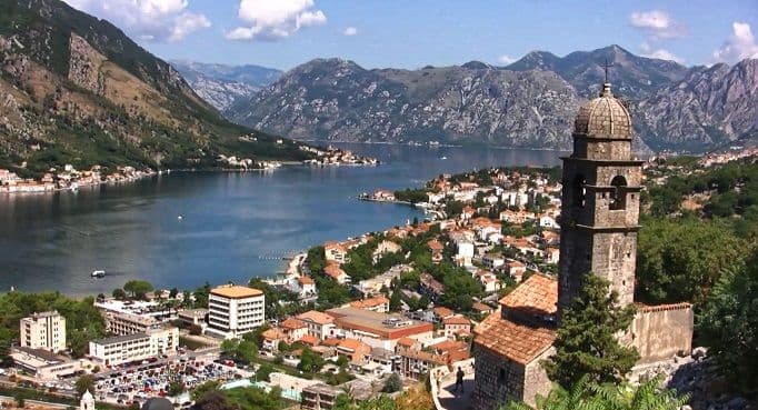 Kotor: Besplatni udžbenici za prvake Kotor: Besplatni udžbenici za prvake