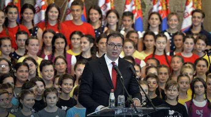 Vučić: Ako ostanu provalije na Balkanu - neće doći Teslin voz Vučić: Ako ostanu provalije na Balkanu - neće doći Teslin voz