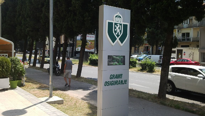 U Podgorici danas temperatura 39 stepeni! U Podgorici danas temperatura 39 stepeni!