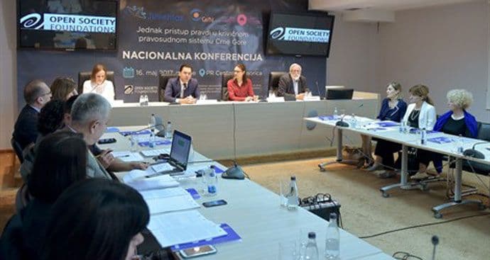 Pažin – Kantone: Saradnjom Crne Gore i Italije do novih rezultata u borbi protiv korupcije Pažin – Kantone: Saradnjom Crne Gore i Italije do novih rezultata u borbi protiv korupcije