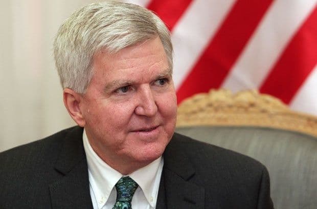 Američki ambasador u Srbiji: U Nišu centar ruske špijunaže Američki ambasador u Srbiji: U Nišu centar ruske špijunaže