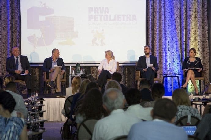 Katnić: Postoji osnov sumnje da je Rodić organizovao kriminalnu grupu Katnić: Postoji osnov sumnje da je Rodić organizovao kriminalnu grupu