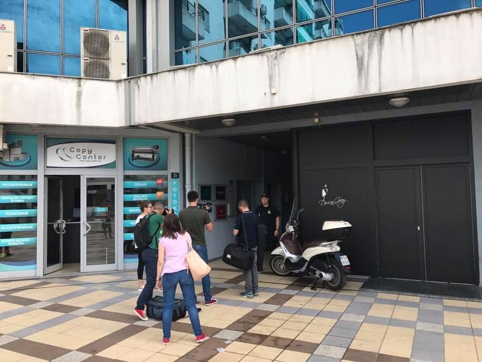 Policija zaplijenila Medojevićev računar Policija zaplijenila Medojevićev računar