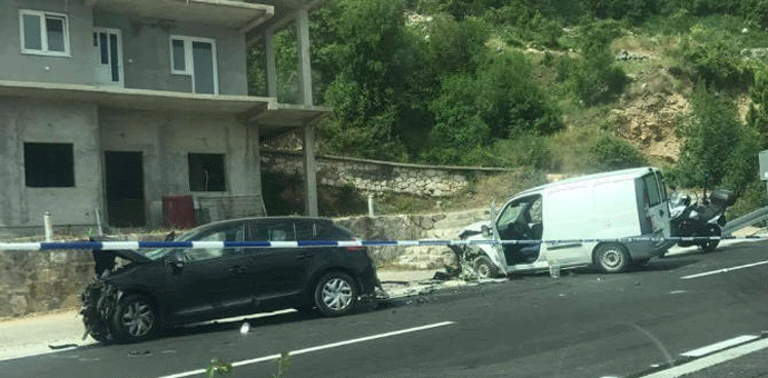 Udes na putu Cetinje – Budva Udes na putu Cetinje – Budva