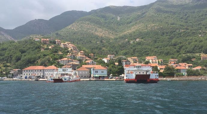 Kamenari: O Marini, Šumadiji i jednom naročitom kamenu Kamenari: O Marini, Šumadiji i jednom naročitom kamenu