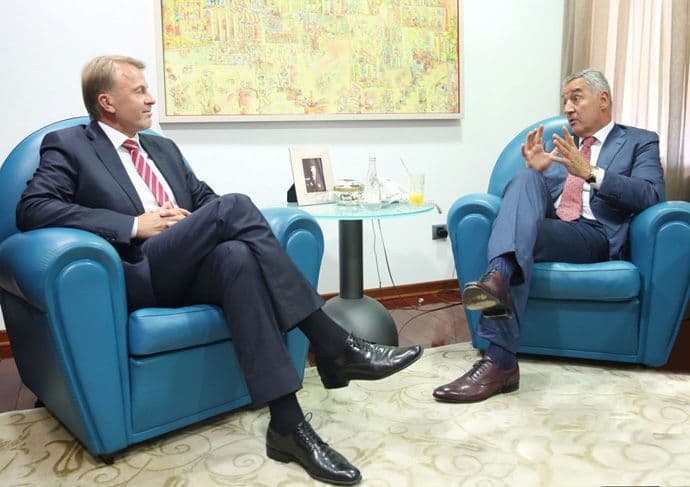 Đukanović - Orav: Pozdravljeno otvaranje dva pregovaračka poglavlja Đukanović - Orav: Pozdravljeno otvaranje dva pregovaračka poglavlja