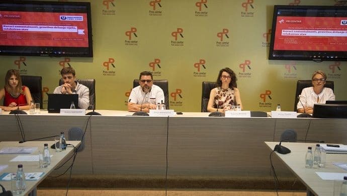 SSCG: Podsticati osobe sa oštećenim vidom da koriste bijeli štap SSCG: Podsticati osobe sa oštećenim vidom da koriste bijeli štap