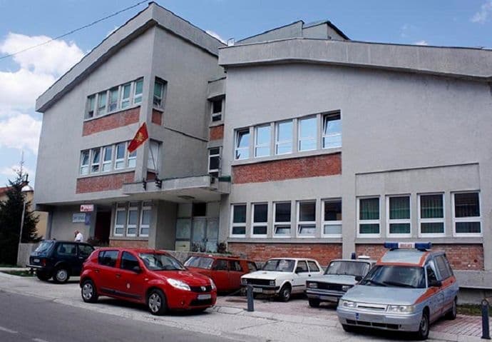 Loše stanje u porodici jedan od osnovnih uzroka poremećaja zdravlja njenih članova Loše stanje u porodici jedan od osnovnih uzroka poremećaja zdravlja njenih članova