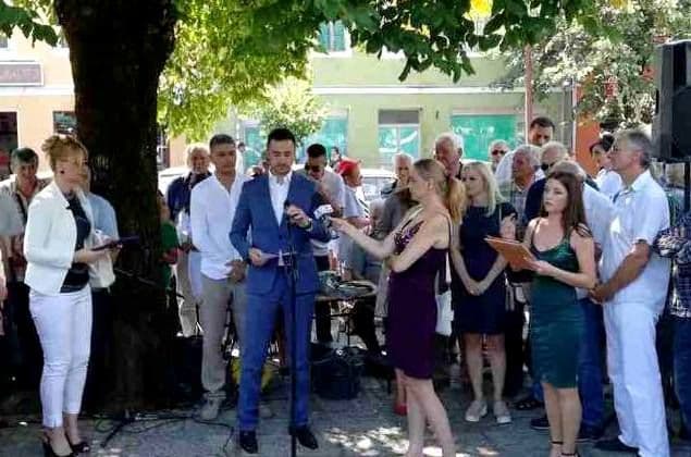 CETINJE: Održana manifestacija "Miris lipa i meda" CETINJE: Održana manifestacija "Miris lipa i meda"