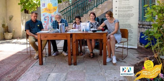 XXV Kotorski festival pozorišta za djecu: "Žirafa" najbolja predstava XXV Kotorski festival pozorišta za djecu: "Žirafa" najbolja predstava