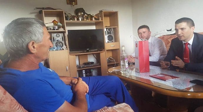 Demokrate nastavljaju da obilaze domaćinstva na Žabljaku Demokrate nastavljaju da obilaze domaćinstva na Žabljaku