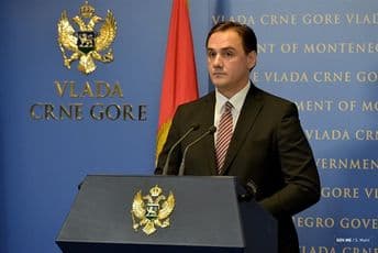 Davidović: Mislim da ćemo imati još jednu rekordnu turističku godinu Davidović: Mislim da ćemo imati još jednu rekordnu turističku godinu