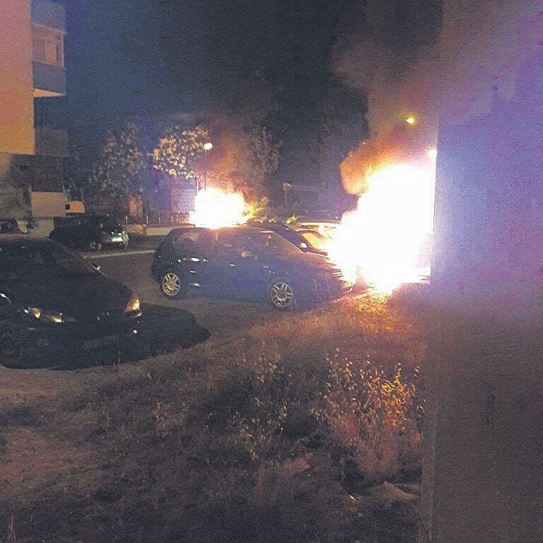 Na meti vozila bivšeg policijskog inspektora Na meti vozila bivšeg policijskog inspektora