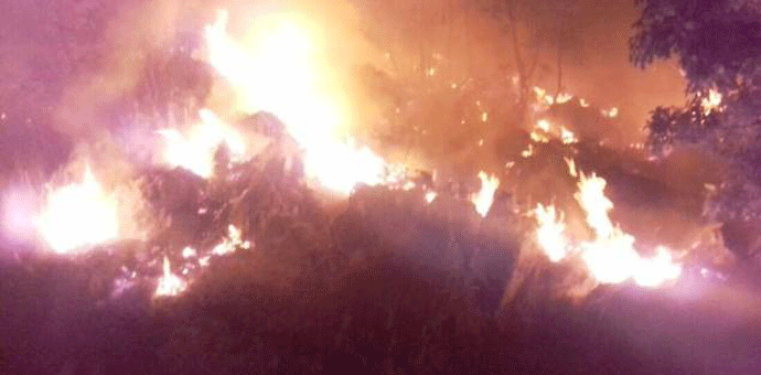 Na Cetinju požari od Velestova do Gornje Markovine Na Cetinju požari od Velestova do Gornje Markovine