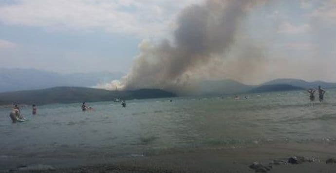 POŽARI: Stanje u 19:30, požari pod kontrolom, angažovana i Vojska Crne Gore POŽARI: Stanje u 19:30, požari pod kontrolom, angažovana i Vojska Crne Gore