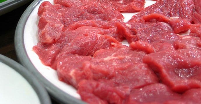 Razbijen međunarodni lanac ilegalne trgovine konjskim mesom Razbijen međunarodni lanac ilegalne trgovine konjskim mesom