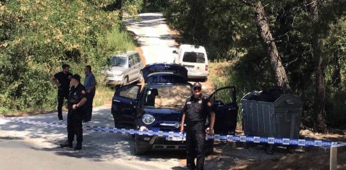 U Mitrovića ispaljena četiri hica, ubica imao pomagača U Mitrovića ispaljena četiri hica, ubica imao pomagača