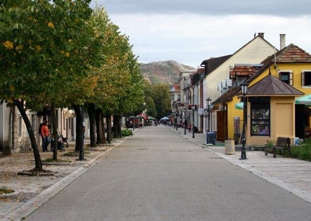 Cetinje: Lišeno slobode lice za koje se sumnja da je izazvalo požar Cetinje: Lišeno slobode lice za koje se sumnja da je izazvalo požar