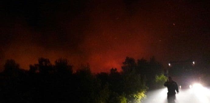 Požari i dalje aktivni, ali pod kontrolom Požari i dalje aktivni, ali pod kontrolom