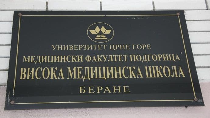 Studenti Visoke medicinske škole: Vojvodić samo stvara štetu studentima Studenti Visoke medicinske škole: Vojvodić samo stvara štetu studentima