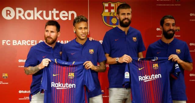 Pike na konferenciji poručio Nejmaru: U Parizu je lova, a ovdje Mesi! Pike na konferenciji poručio Nejmaru: U Parizu je lova, a ovdje Mesi!