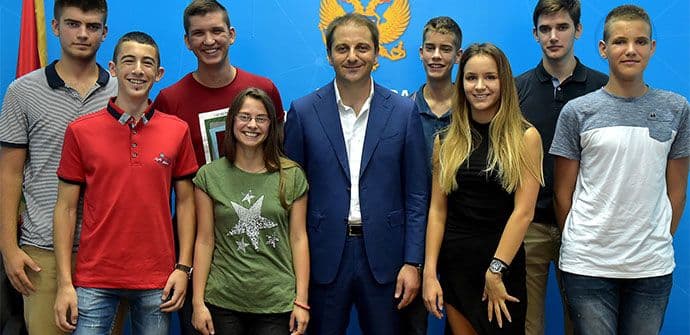 Matematičari sa Šehovićem: Društvo vas mora podržati jer je privilegija što vas ima Matematičari sa Šehovićem: Društvo vas mora podržati jer je privilegija što vas ima