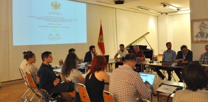 Nezavisna kulturna scena važan element ukupnog sistema kulture Nezavisna kulturna scena važan element ukupnog sistema kulture