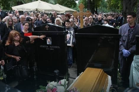 Ko je majka Luke Bojovića uhapšena zbog pripreme osvete za ubistvo sina? Ko je majka Luke Bojovića uhapšena zbog pripreme osvete za ubistvo sina?