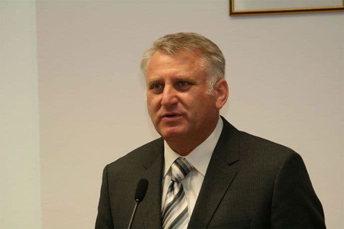 Poslanik HDZ-a nudio mito novinaru Poslanik HDZ-a nudio mito novinaru