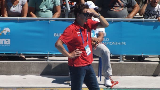 Gojković čestitao momcima i proučio: Niko nije iznad ekipe, neću da komentarišem Darkov postupak! Gojković čestitao momcima i proučio: Niko nije iznad ekipe, neću da komentarišem Darkov postupak!