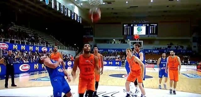 VIDEO: Galinari nokautirao Holanđanina u prijateljskom meču VIDEO: Galinari nokautirao Holanđanina u prijateljskom meču