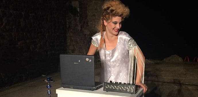 Grad teatar: Rakočevićeva "Ukroćena goropad" ispred Starog grada Grad teatar: Rakočevićeva "Ukroćena goropad" ispred Starog grada