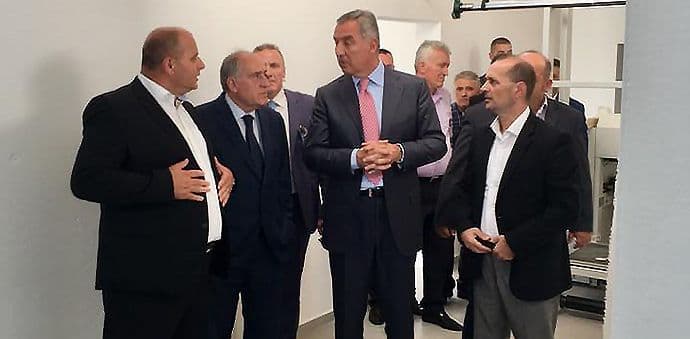 Đukanović sa iseljenicima: Petnjica je danas prijestonica još jedne Crne Gore (Video) Đukanović sa iseljenicima: Petnjica je danas prijestonica još jedne Crne Gore (Video)