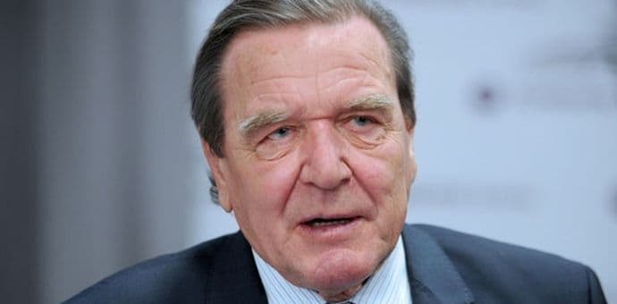 Gerhard Šreder novi direktor „Rosnjefta“? Gerhard Šreder novi direktor „Rosnjefta“?