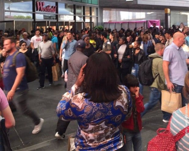 London: Zbog prijetnje bombom evakuisan tržni centar London: Zbog prijetnje bombom evakuisan tržni centar