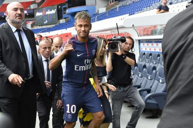 Odložen debi Nejmara za PSŽ Odložen debi Nejmara za PSŽ