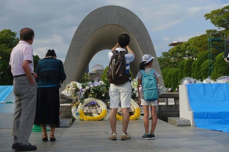 Od napada na Hirošimu 72 godine Od napada na Hirošimu 72 godine
