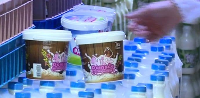 Nika dnevno otkupi oko 1,2 hiljade litara mlijeka Nika dnevno otkupi oko 1,2 hiljade litara mlijeka