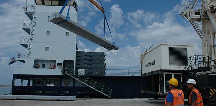 Port of Adria: Istovarena specijalna oprema za trafostanicu u Lastvi Grbaljskoj Port of Adria: Istovarena specijalna oprema za trafostanicu u Lastvi Grbaljskoj